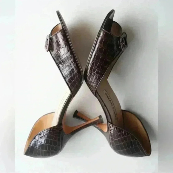 Manolo Blahnik Brown Croc Embossed Peep Toe Pumps - Picture 5 of 8